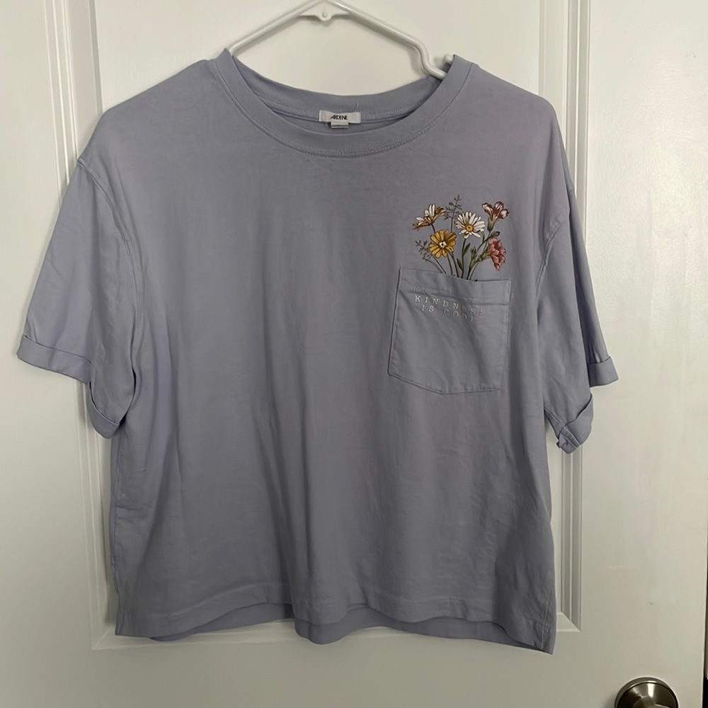 “Kindness is Cool” cropped tee, size L